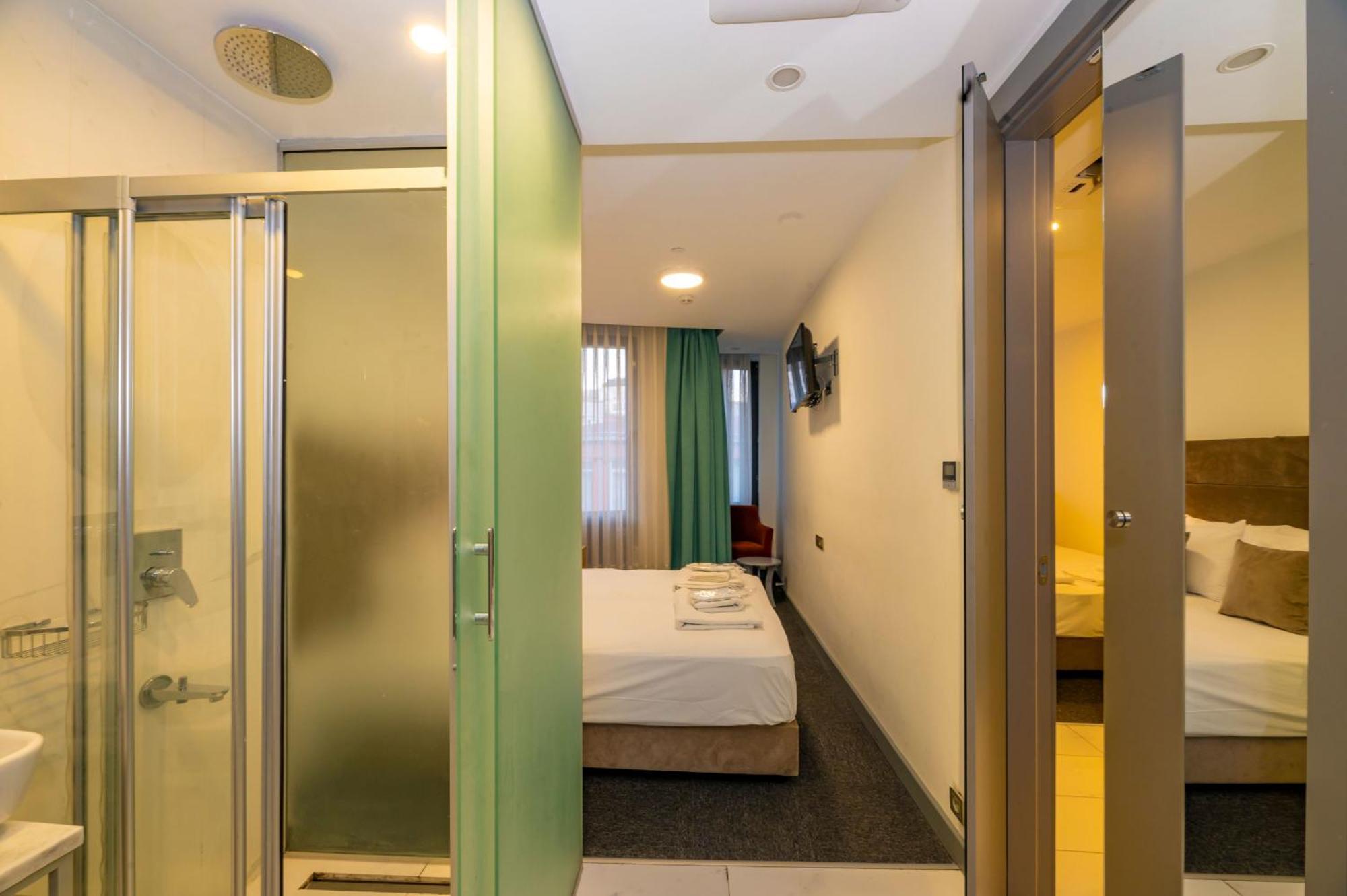Taksim Hotel V Plus Istambul Quarto foto